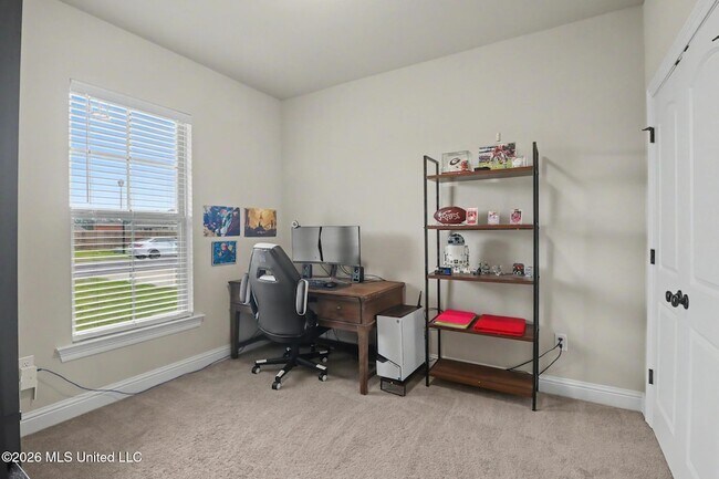 Building Photo - 15550 Soaring Loop
