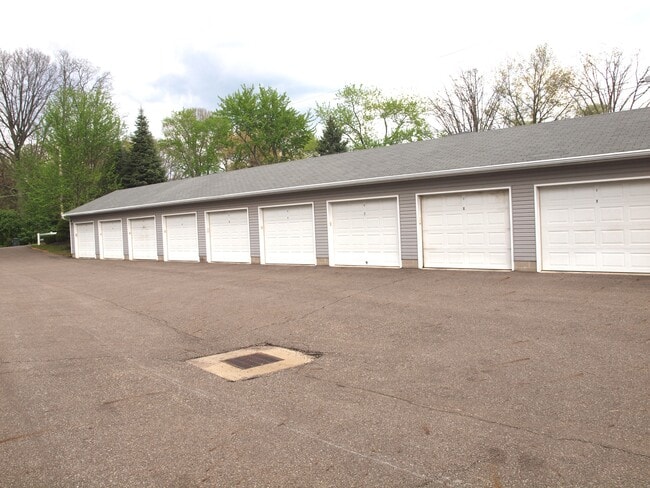 Building Photo - 834 34th St NW