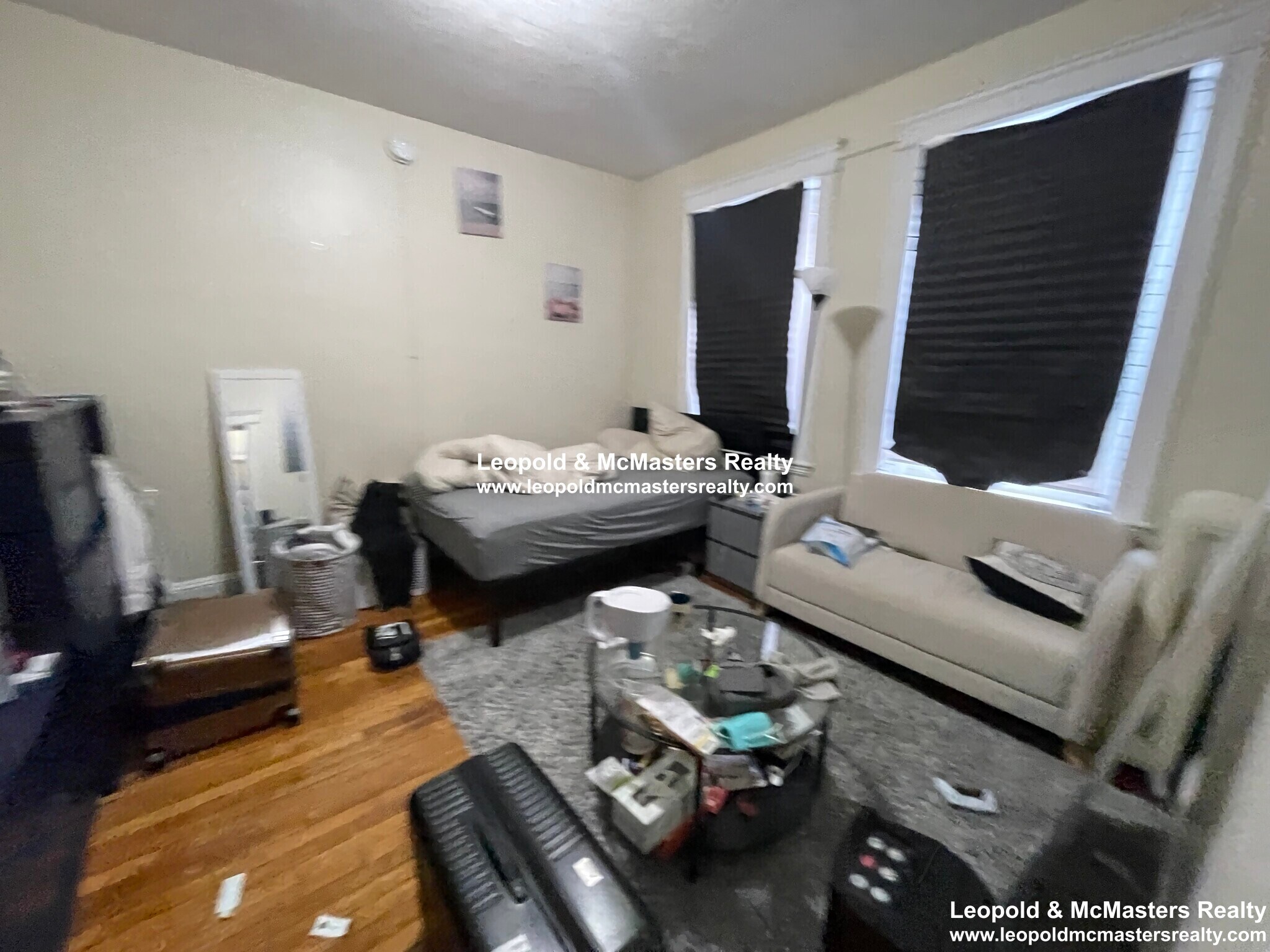 Building Photo - 197 Kelton St