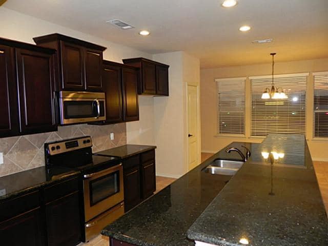 Building Photo - 1814 English Ln