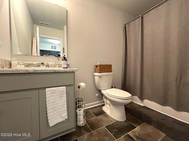 Building Photo - 784 Conductor Ct