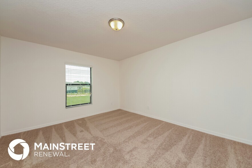 Building Photo - 1467 Swan Lake Cir