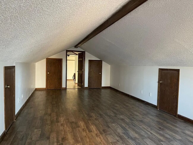 Primary Photo - Upstairs Apartment with private entrance!