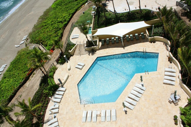Building Photo - 550 S Ocean Blvd