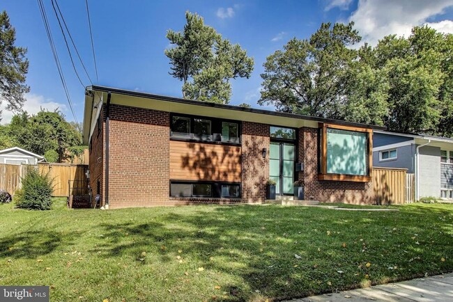 Building Photo - 3715 Astoria Rd