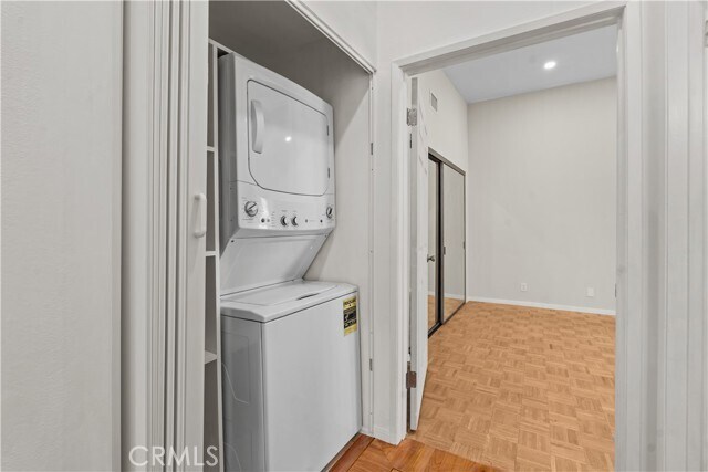 Building Photo - 1559 Winona Blvd