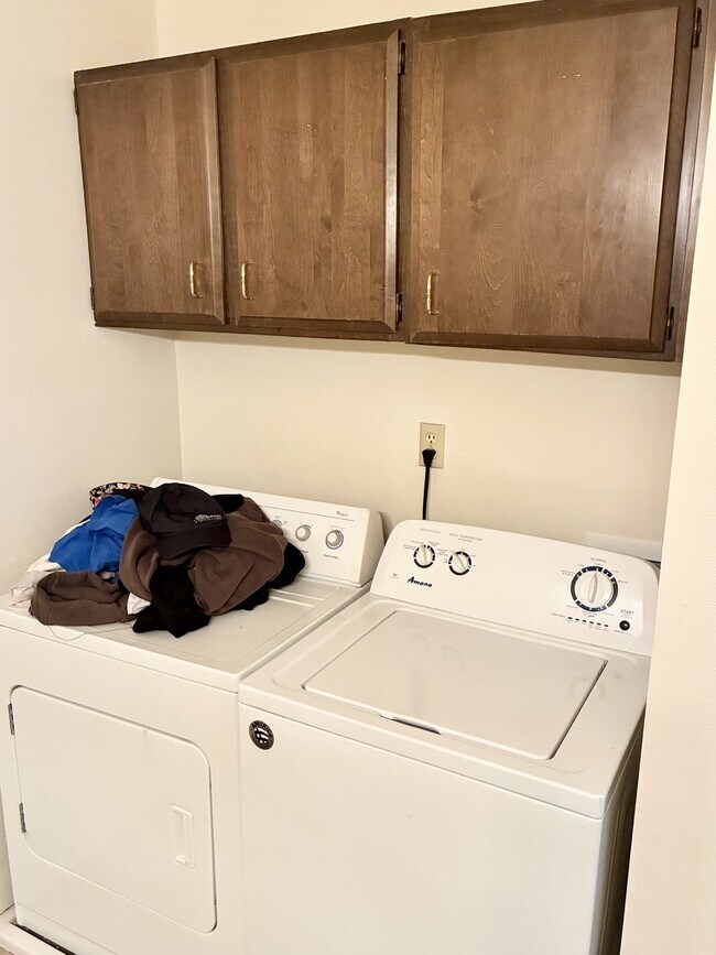 Building Photo - 1850 N 840 W