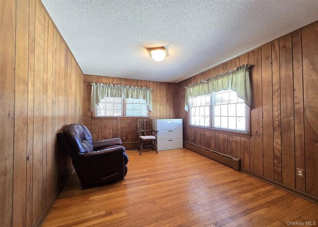 Building Photo - 77 Jamaica Ave