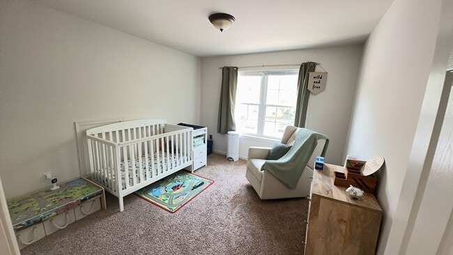 Building Photo - Beautiful 3 Bedroom Townhome in Elizabethtown!