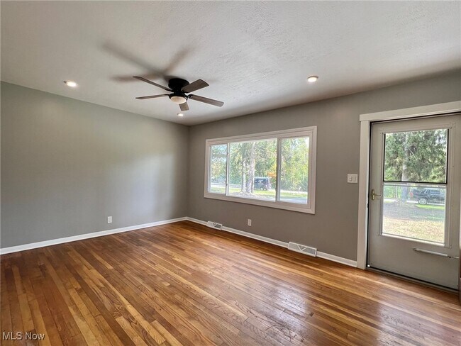 Building Photo - 9580 Venus Rd