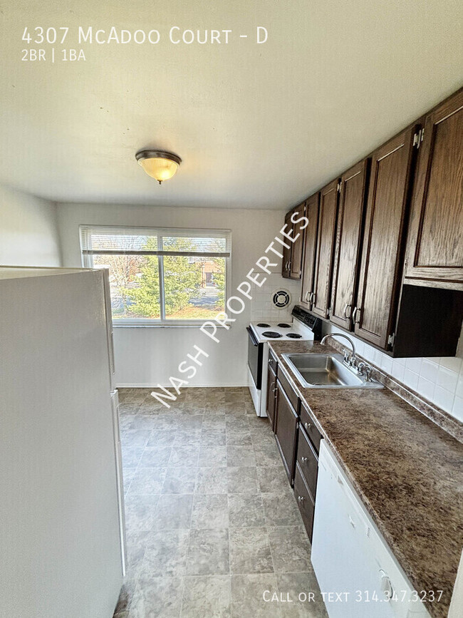 Building Photo - $900- 2 Bed / 1 Bath apartment in Mehlvill...