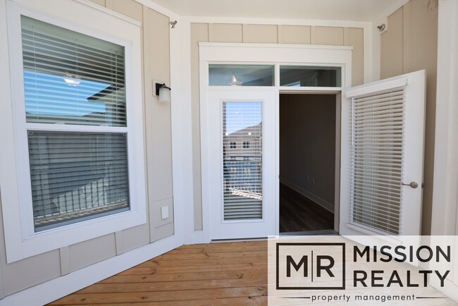 Building Photo - Beautiful 1 Bedroom, 1 Bathroom Condo in t...