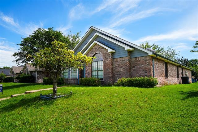 Building Photo - 8809 Pheasant Run Dr