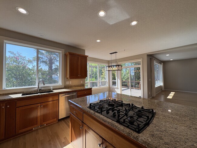 Building Photo - 10630 SW Kable St