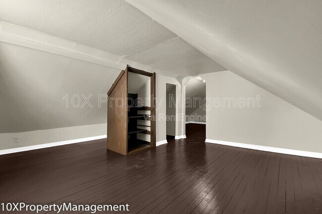 Building Photo - 849 Ruby Ave