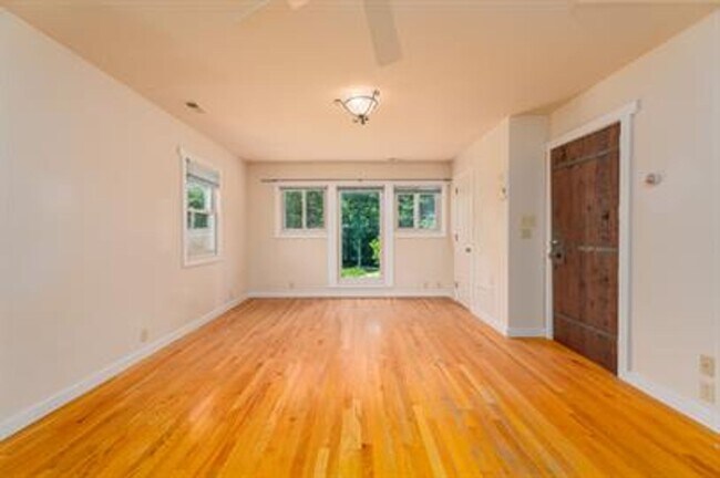 Building Photo - Uniquely breathtaking custom home with in-law suite on almost 4 acres