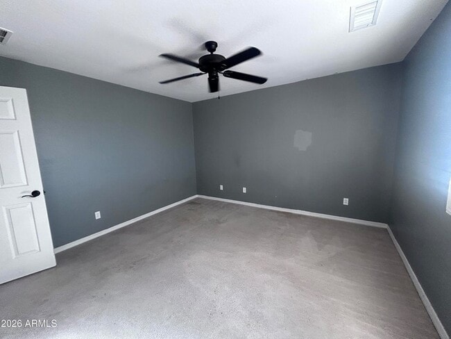 Building Photo - 29789 W Fairmount Ave