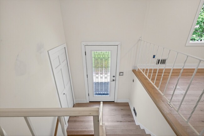 Building Photo - 6474 Totem Trail
