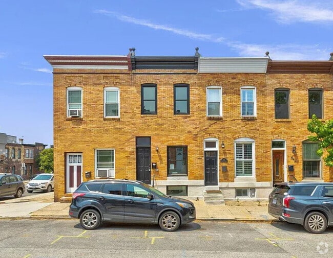 Building Photo - 646 S Curley St