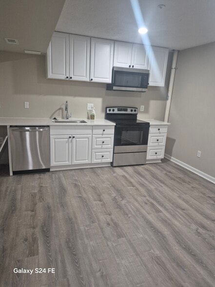 Building Photo - 7428 Quail Ridge Ln