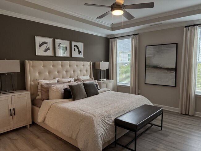 Building Photo - FURNISHED: Previous Model Home, For Rent 3 bedrooms/2.5 baths/2nd Floor Family Room w/kitchenette...