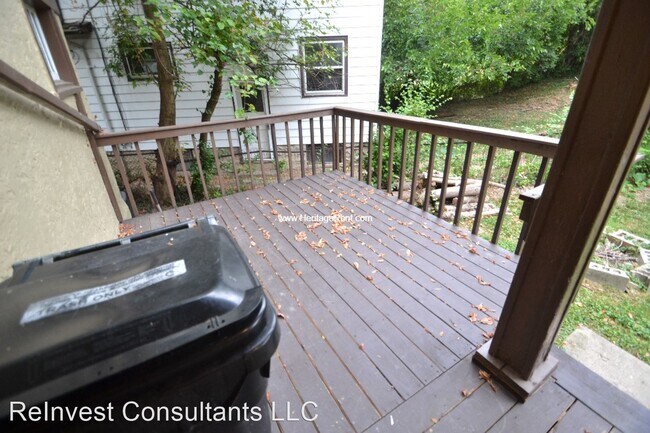 Building Photo - 3 br, 1 bath House - 4300 W Eighth St
