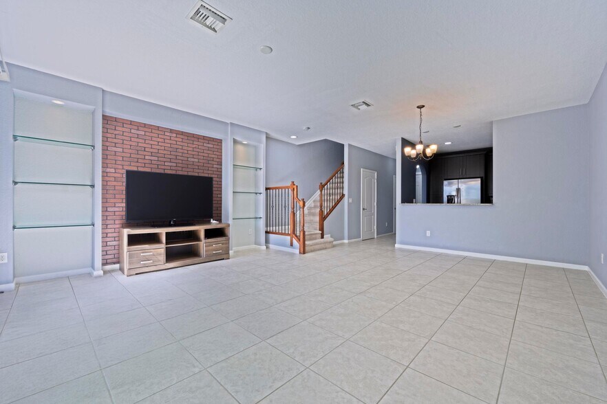Building Photo - 5813 Monterra Club Dr
