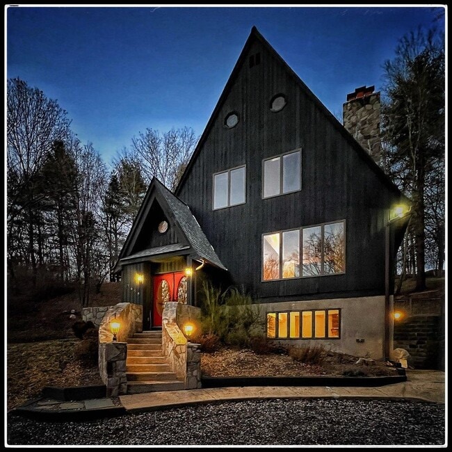 Building Photo - Sykesville, MD