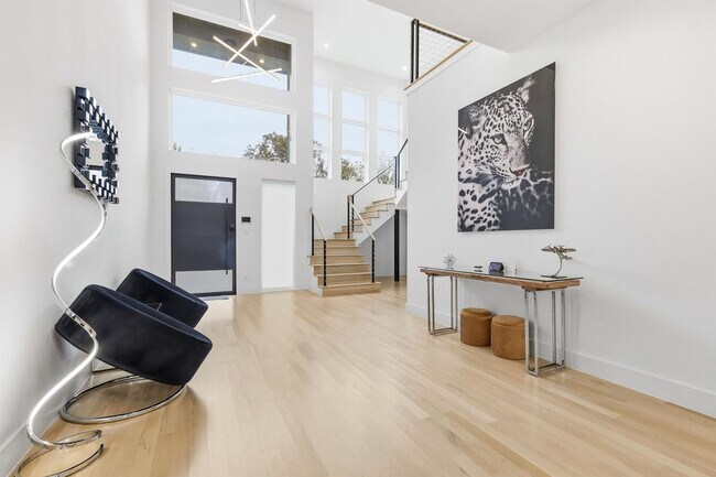 Building Photo - 3714 Highgrove Dr