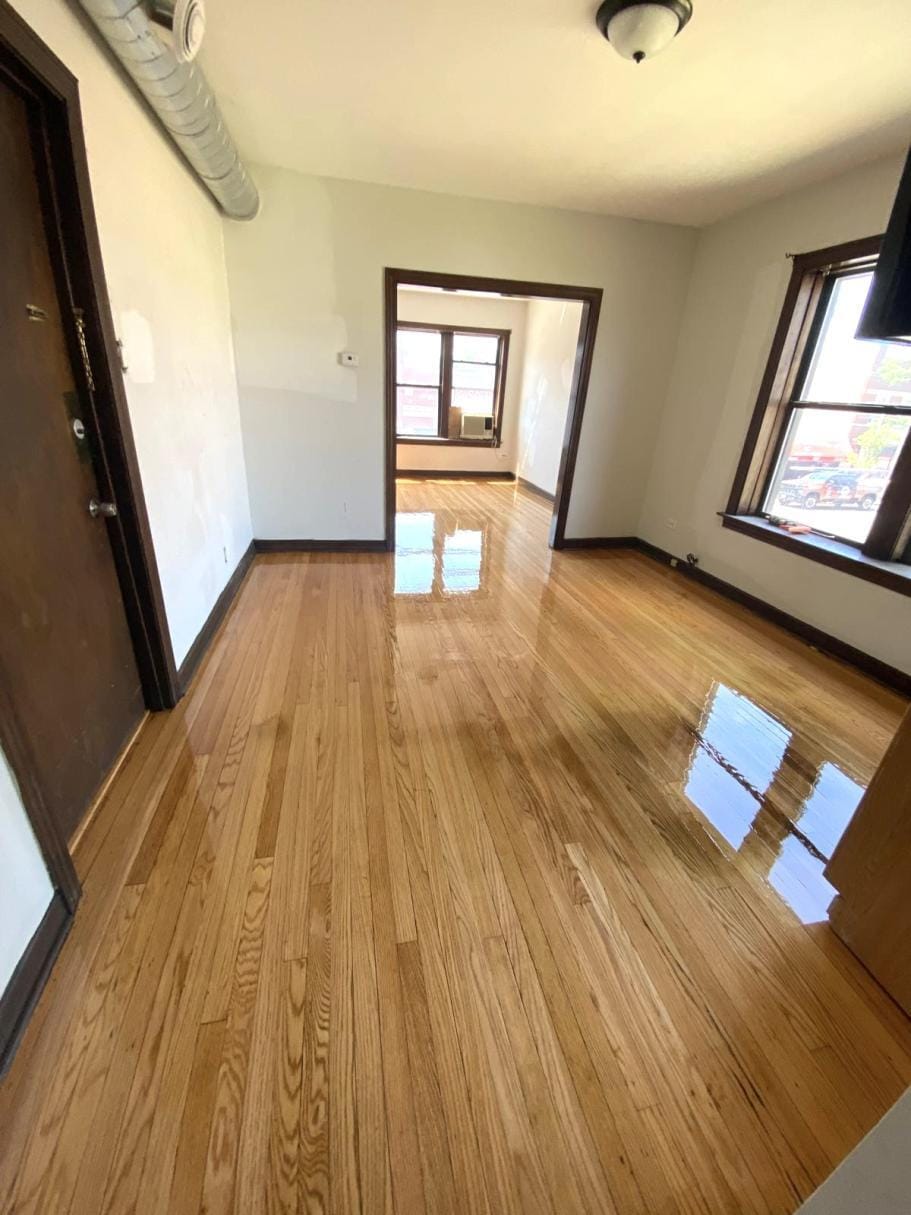 Building Photo - 4810 W Armitage Ave