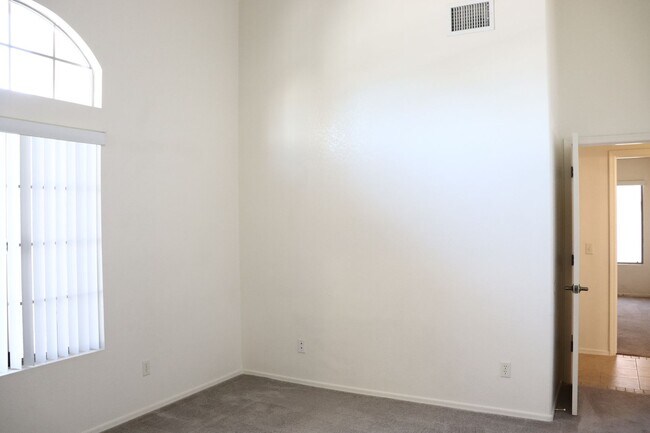 Building Photo - 2844 Cabo Villano Dr