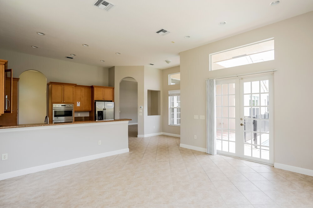 Building Photo - 5378 SW 183rd Ave