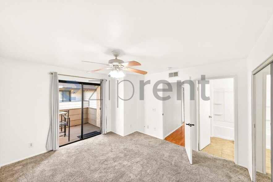 Building Photo - 68 Maegan Pl