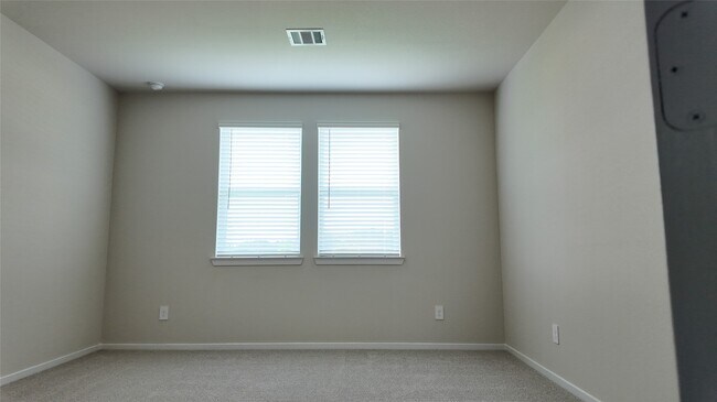 Building Photo - 14190 Granger Pointe Ln