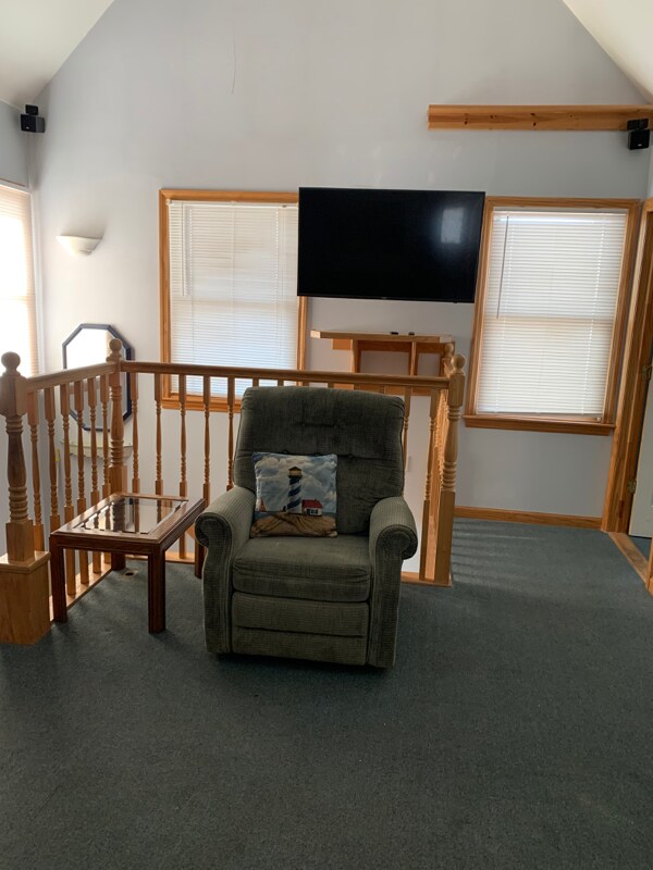 Building Photo - 61 Fielder Ave