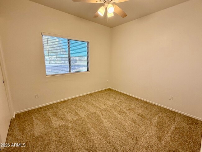 Building Photo - 2300 E Magma Rd