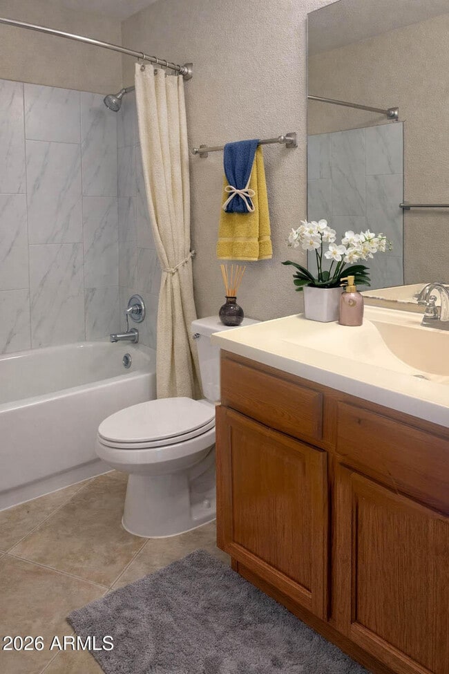 Building Photo - 1913 E Marquette Dr