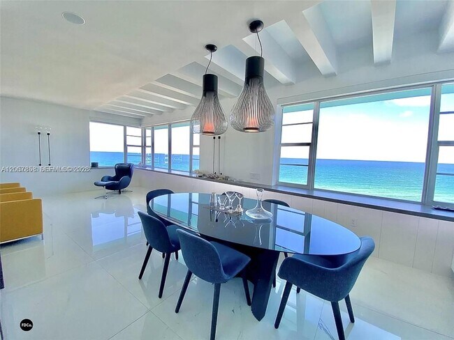 Building Photo - 5255 Collins Ave