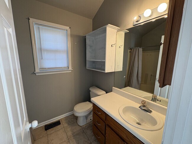 Building Photo - 3356 Milbridge Dr