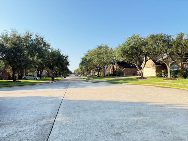 Building Photo - 3808 Travis Lake Ct