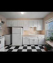 Building Photo - 18 Woodward Heights Blvd