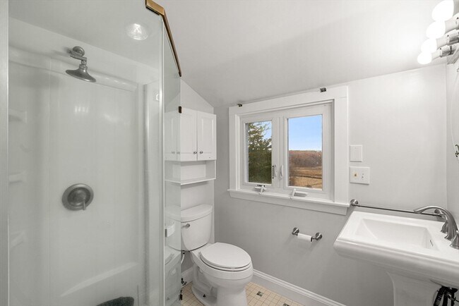 Building Photo - 1 Noahs Hl Wy