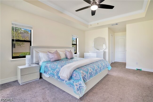 Building Photo - 1627 SW 14th St