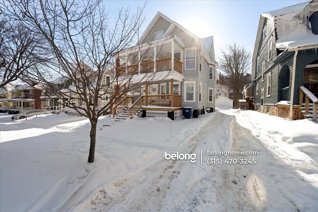 Building Photo - 122 Redfield Pl