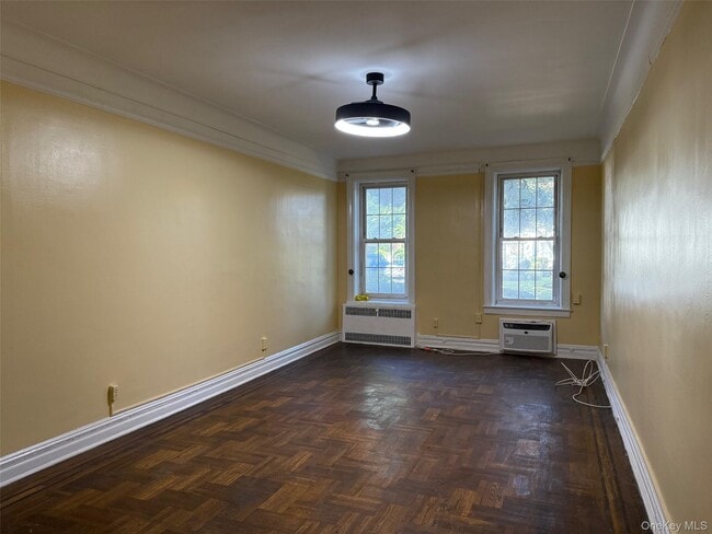 Building Photo - 12 Hamilton Pl