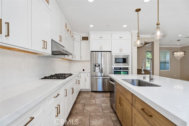 Building Photo - 2992 E Coalinga Dr