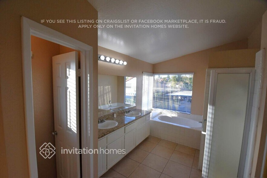 Building Photo - 7157 Stanhope Ln