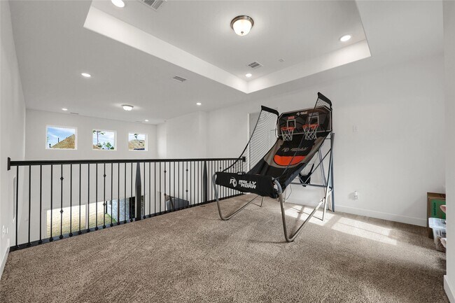 Building Photo - 28206 Clear Breeze Ct