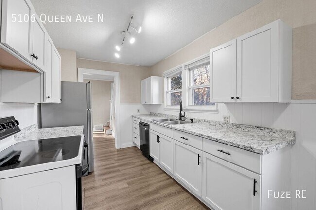 Building Photo - 5106 N Queen Ave