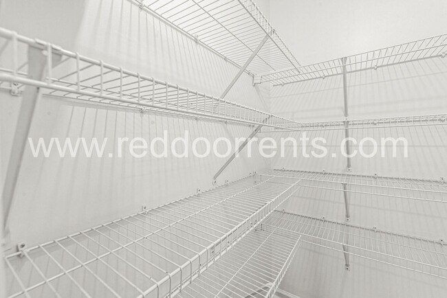 Building Photo - 11852 Geyser Ct